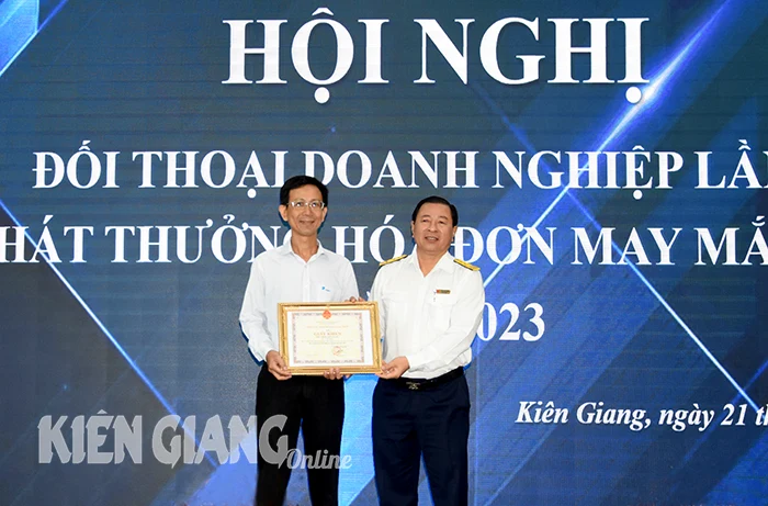 Cục Thuế tỉnh Kiên Giang đối thoại doanh nghiệp 